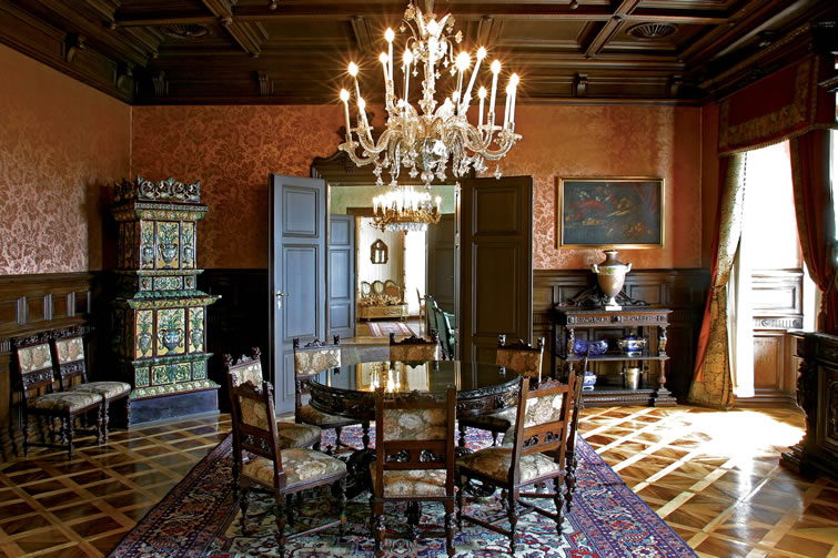 Dverce Palace - Luka Mjeda