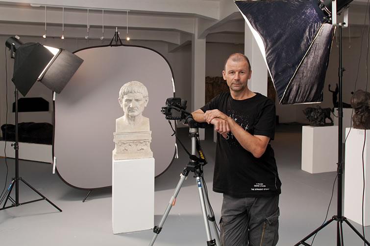 Luka and the Artists