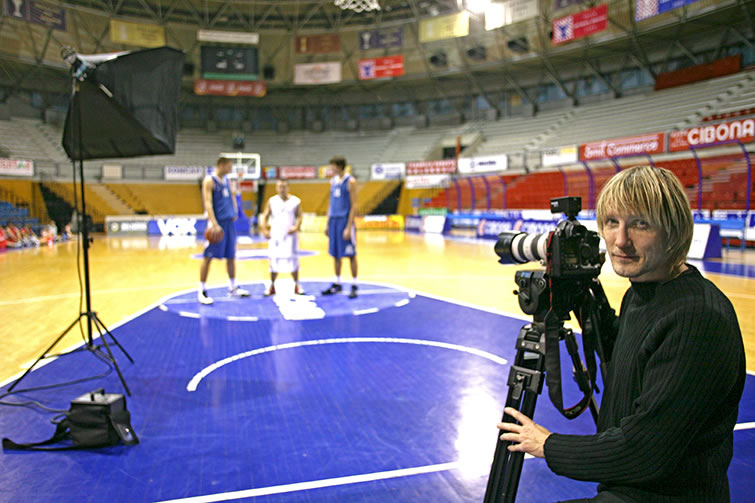 Luka and the Artists